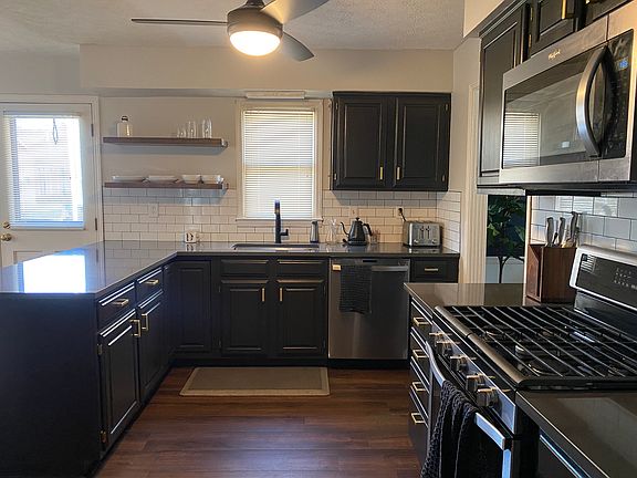 3rd image of 7503 Jennifer Pl