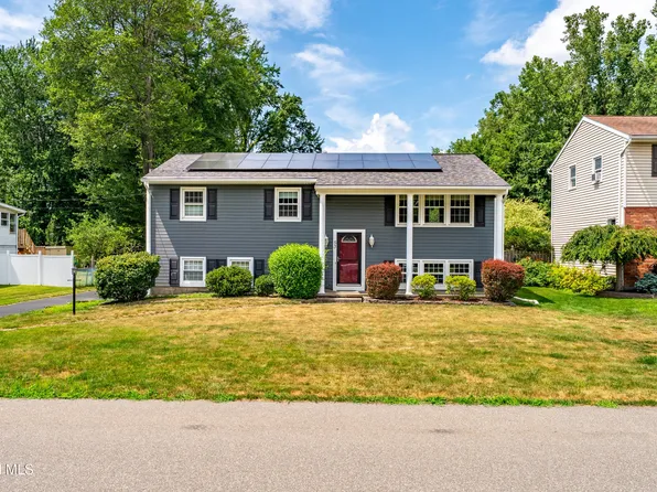 53 Wertman Lane, Loudonville, NY 12211