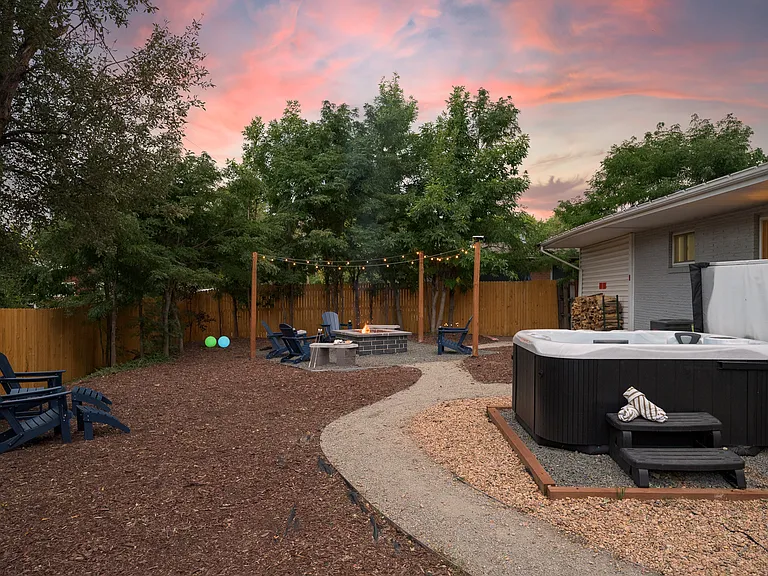 6604 Upham St — Photo 42