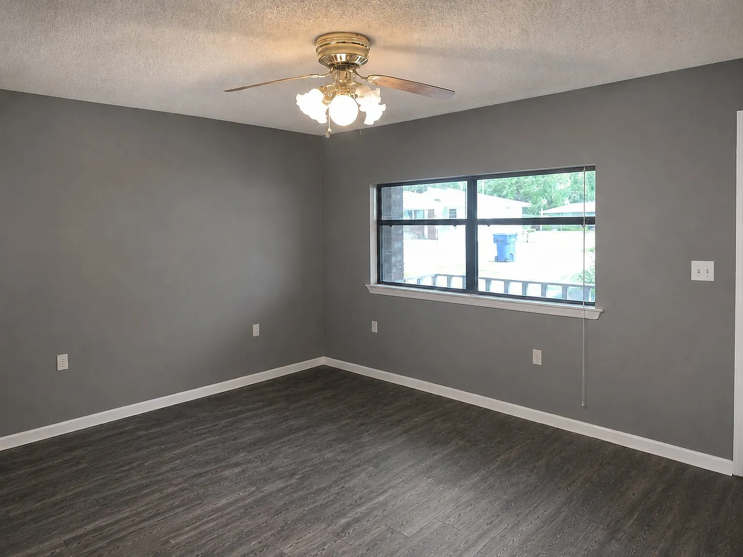 Modern Single Unit in Carlisle | 100 E Scott St | $1150 | Avail. 09/14/2026 — Photo 3