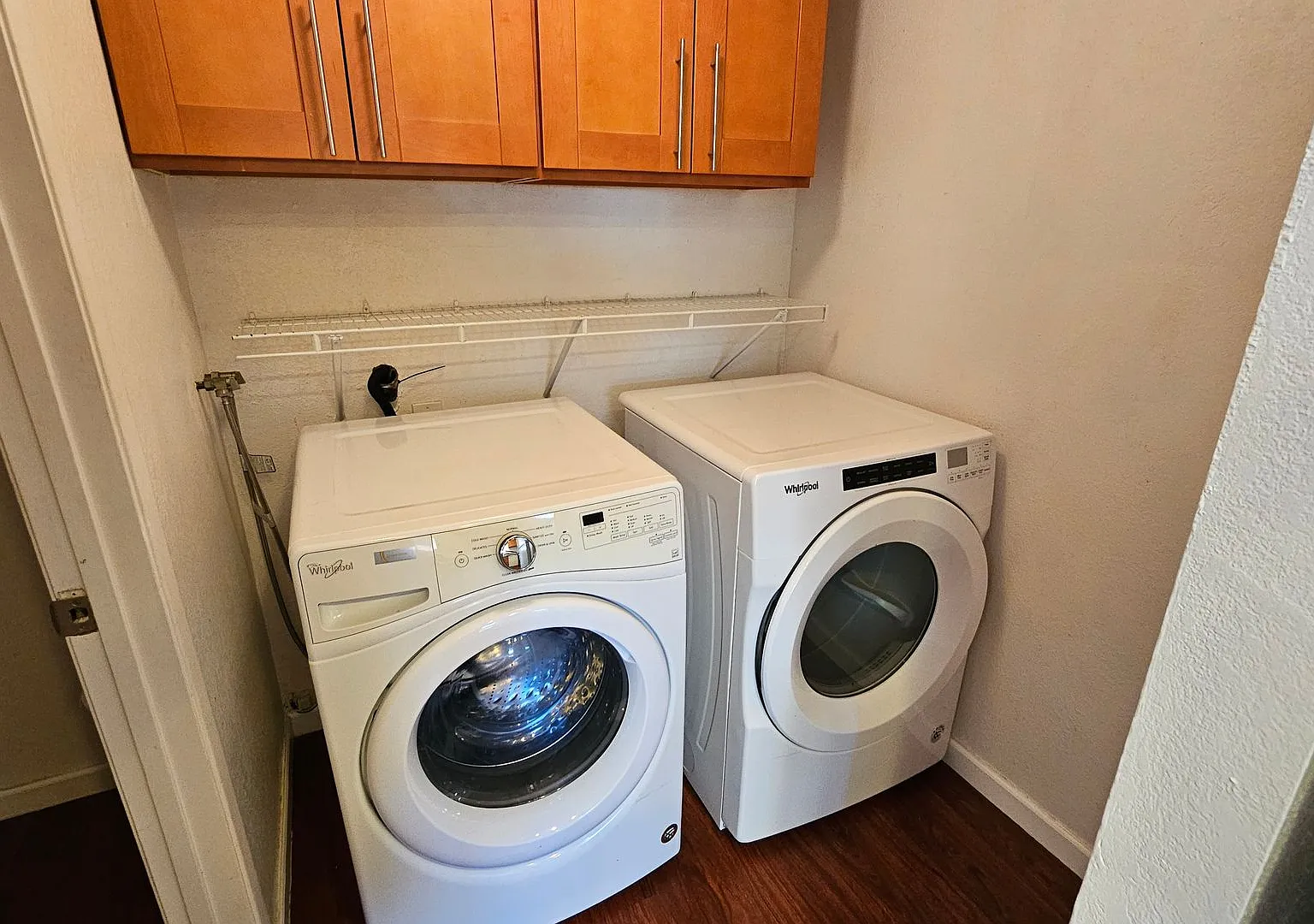 4 bedroom townhouse near Top Rated Pleasanton Schools - 2nd Month Free Rent! — Photo 4