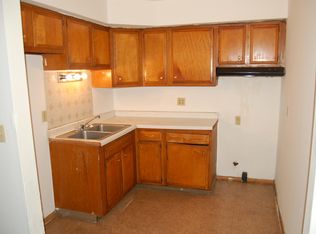8924 W Mill Rd APT 8, Milwaukee, WI 53225