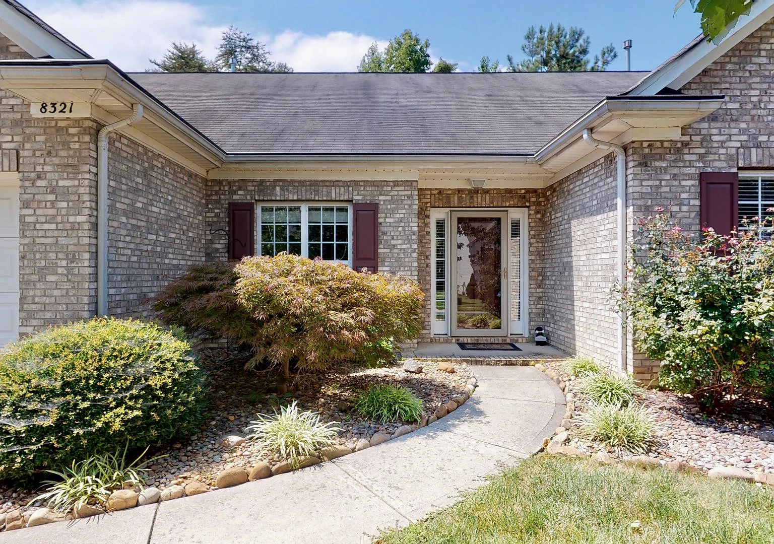 8321 Suttonview Drive — Photo 1