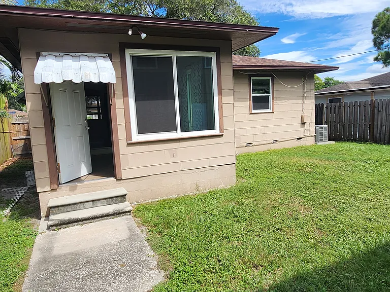 840 49th Ave N #GARAGE — Photo 8
