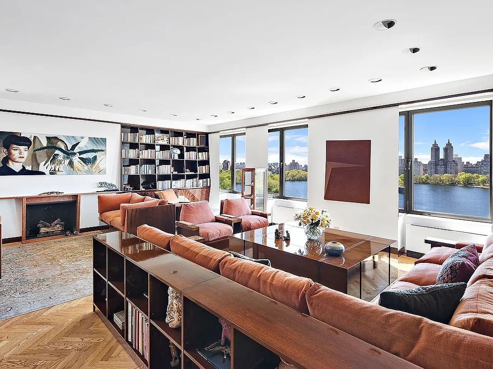 1st image of 1115 5th Ave #15A
