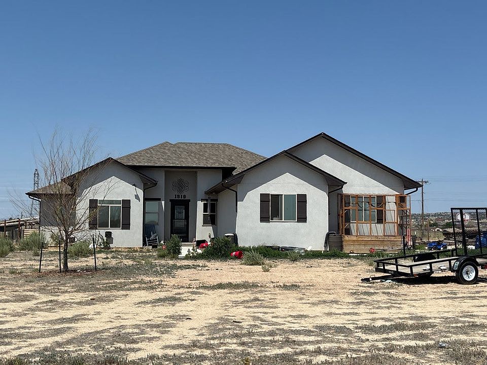 1st image of 1519 N Platteville Blvd