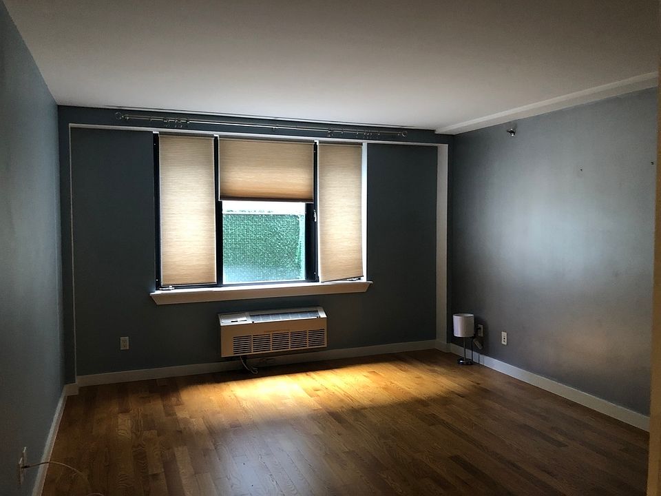 2nd image of 35-40 30th St #1B