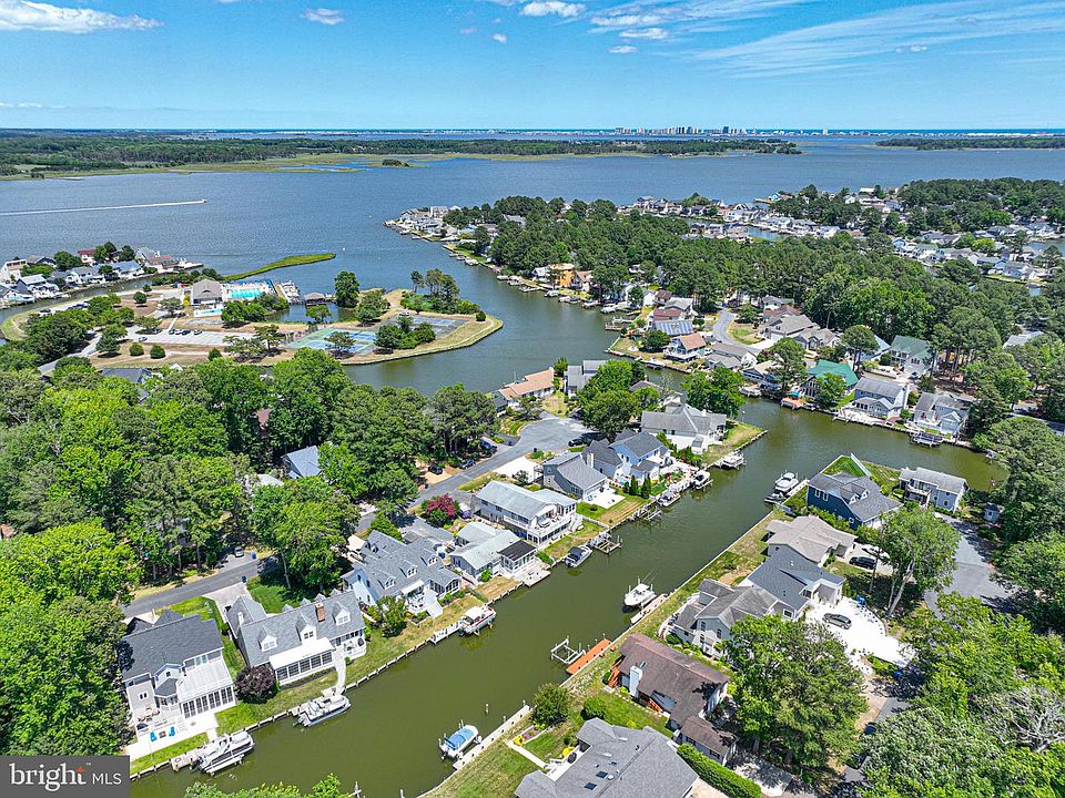1st image of 31 Driftwood Ln