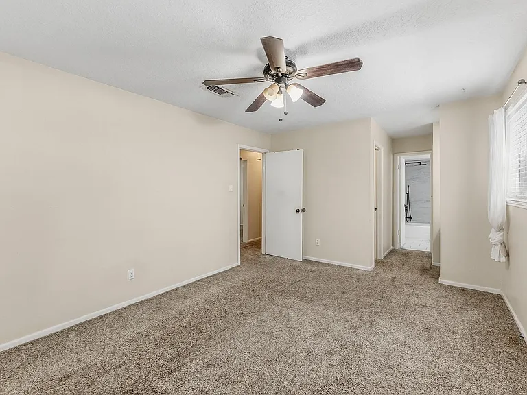 401 Woodmont Dr — Photo 22