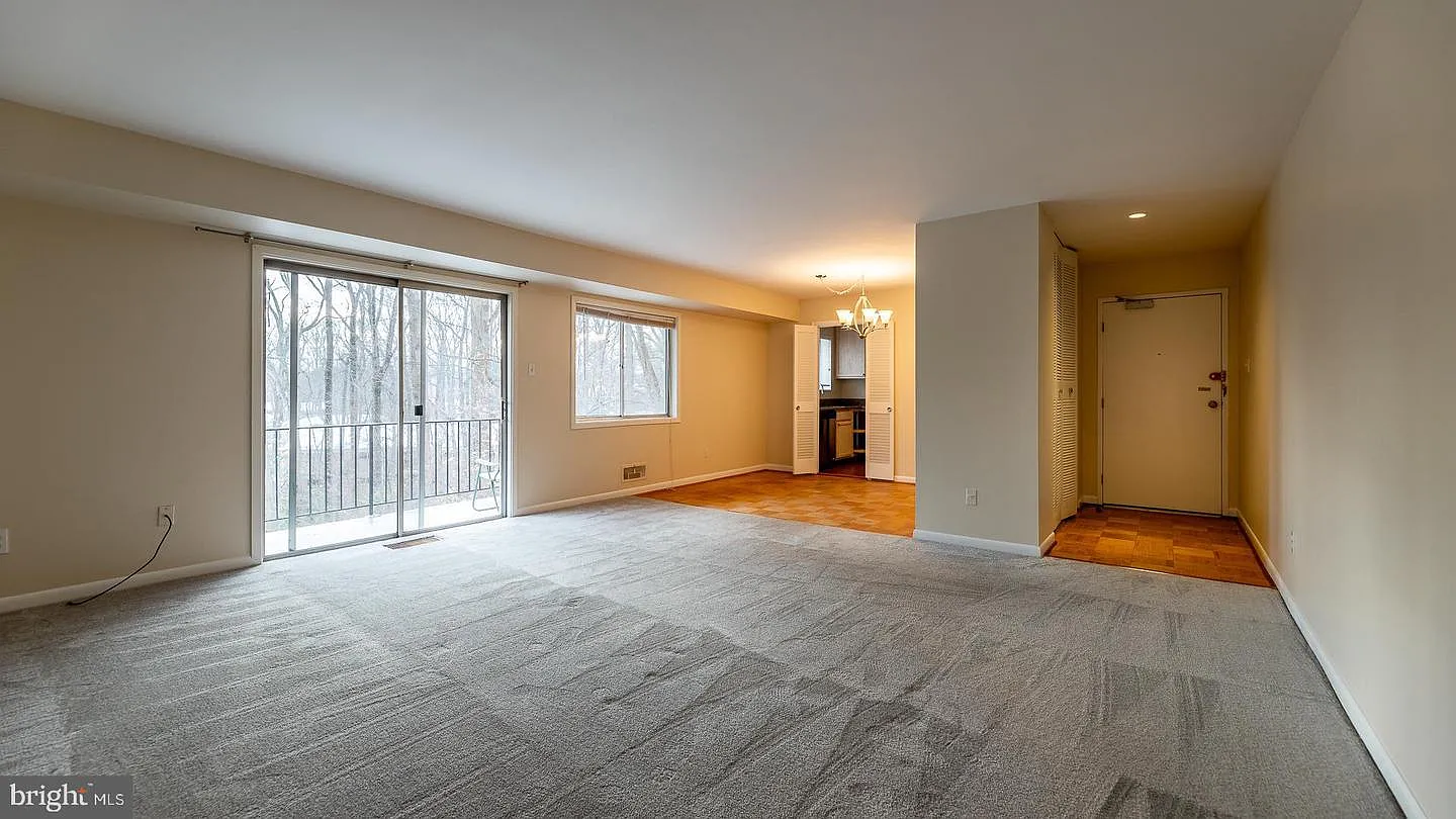 2 bed, 1162 sqft, $2,600 — Photo 3