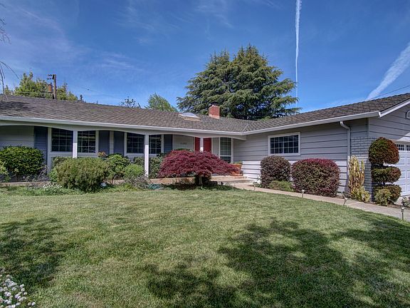 2nd image of 11249 Redondo Ct