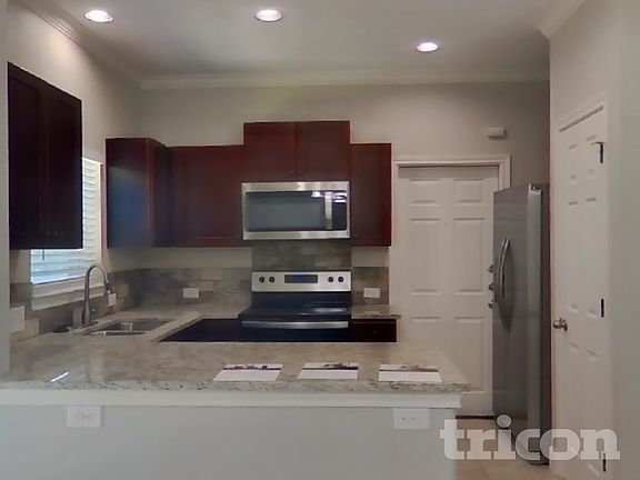 4th image of 4007 Anton Dr