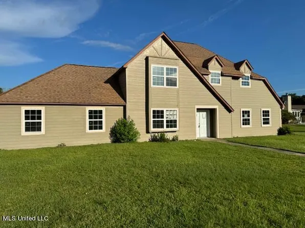 8 Katherine Pl, Gulfport, MS 39503