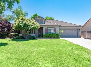 2415 E La Vida Ave, Visalia, CA 93292