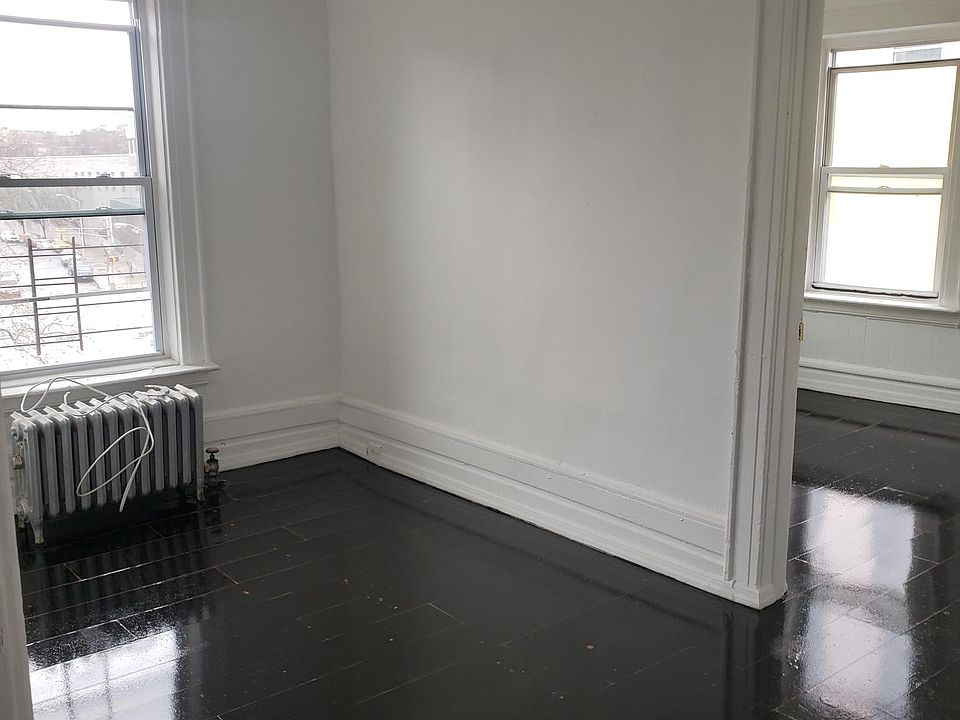 1st image of 49 Hill St #406