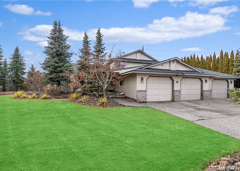 1st image of 534 Nelson Pl