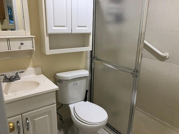 3rd image of 51 Memphis Ave #1