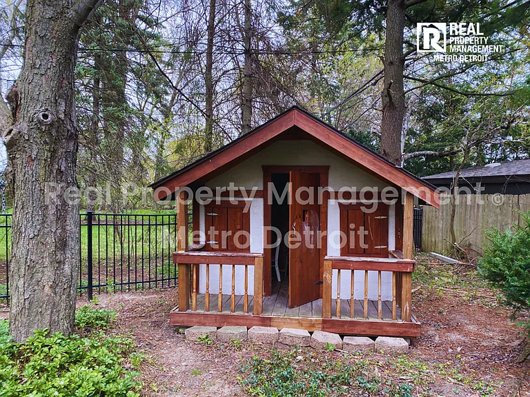 961 Nampa Ct — Photo 17