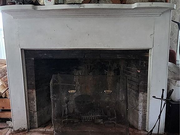 5th image of 5191 Pleasant Valley Rd