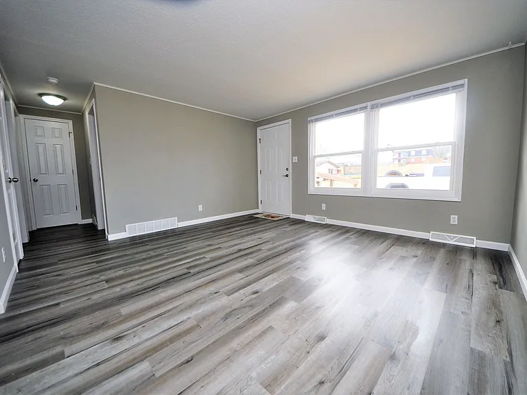 313 Granada Dr — Photo 25