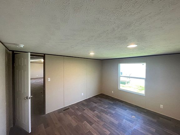 4th image of 509 SW 20th St