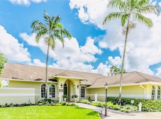 10850 Winterview Dr, Naples, FL 34109