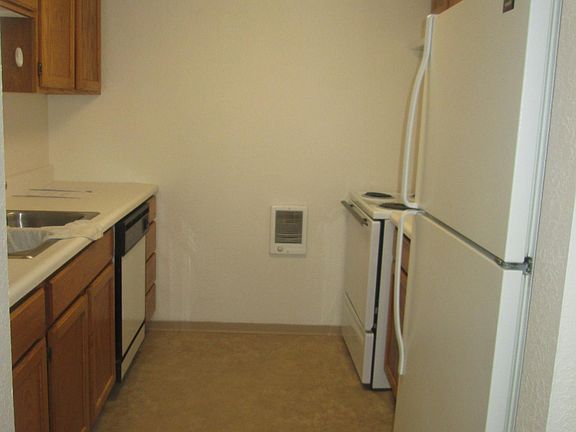 5th image of 617 S 14th Ave #B