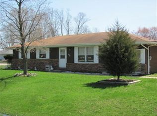 1015 W Eureka St, Braidwood, IL 60408