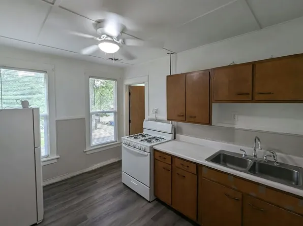 202 E Barker Ave #3, Michigan City, IN 46360