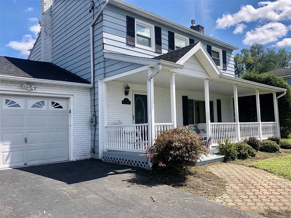 1st image of 5 Cooper Dr