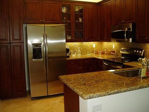 3rd image of 10817 Deer Park Ln