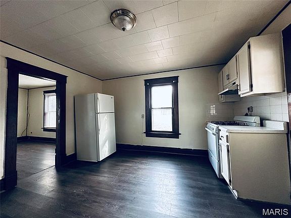 4th image of 603 N Meramec St