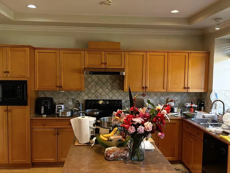 11351 Galleon Ct #UPPER — Photo 2