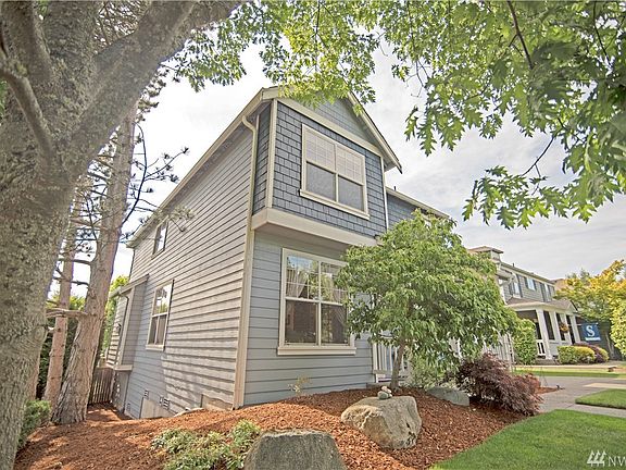 3rd image of 5102 Nassau Ct NE