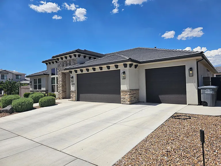 2490 W Zinfandel Dr — Photo 10