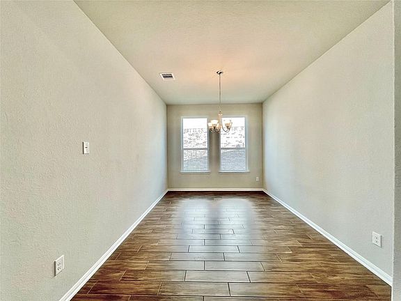 5th image of 23922 Rottino Dr