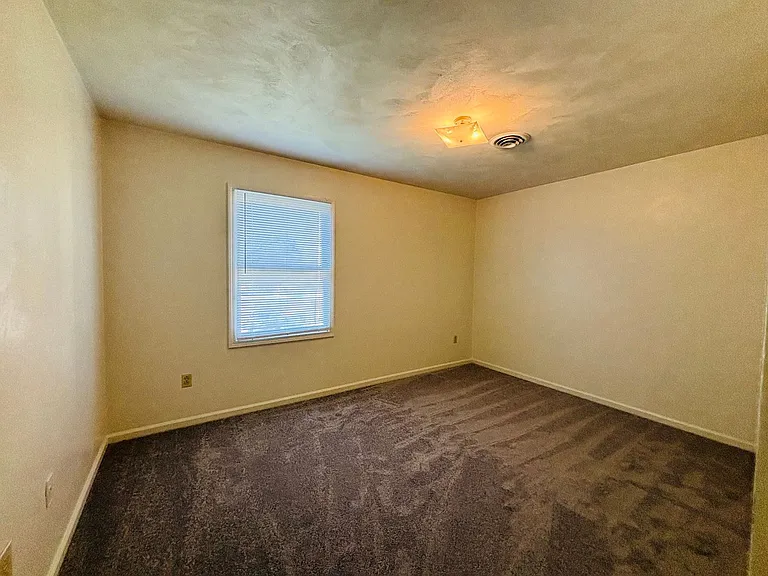 1407 Toms Creek Rd #14 — Photo 20