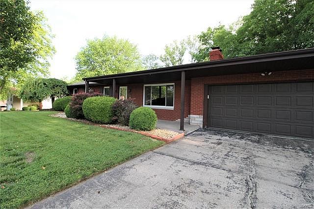 1st image of 305 Glenwood Dr