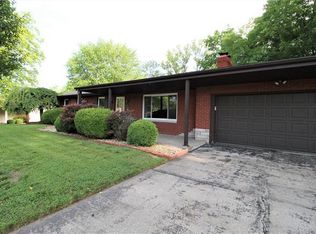 305 Glenwood Dr, Glen Carbon, IL