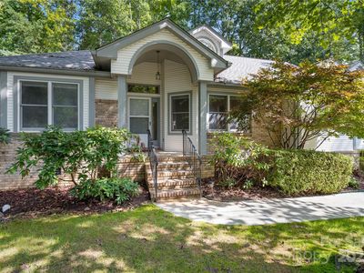 131 Jenny Lind Dr, Hendersonville, NC, 28791