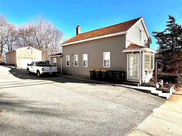 50-52 Mapleville Main St, Burrillville, RI 02839