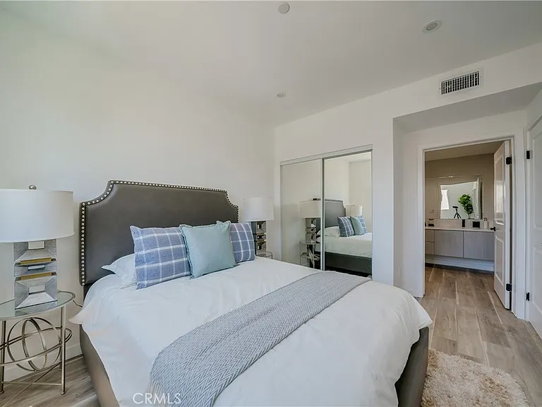 7018 Alabama Ave #203 — Photo 8