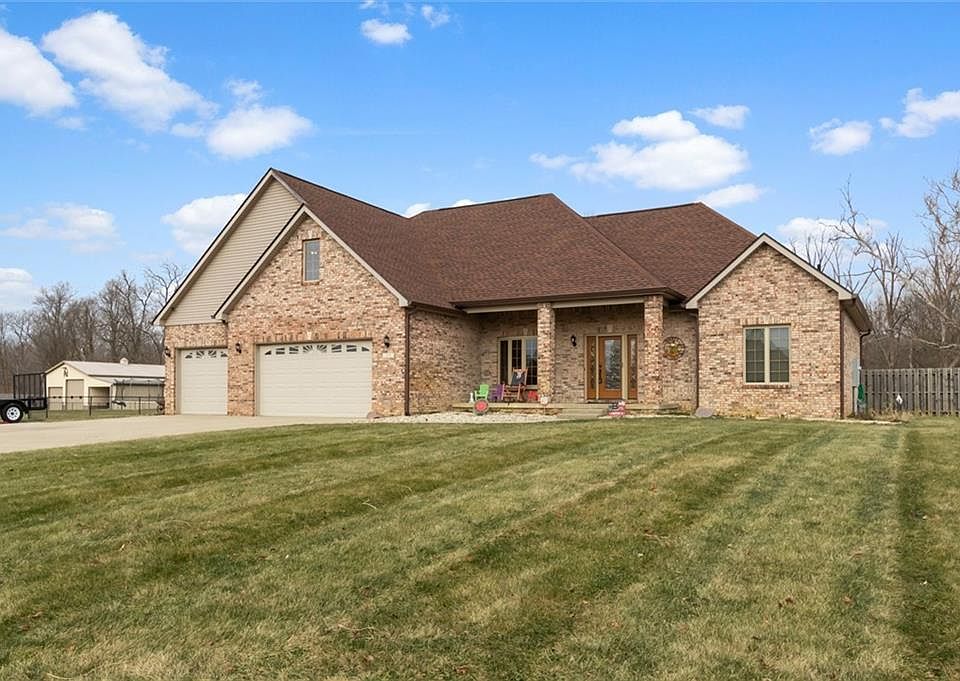 1070 W Creek Ridge Dr, Fountaintown, IN 46130 Zillow