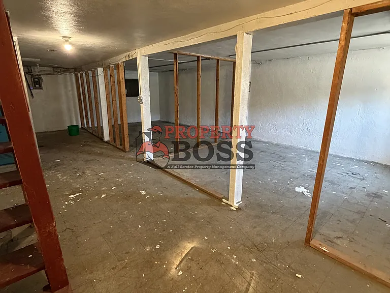 546 E 7th Ave — Photo 10