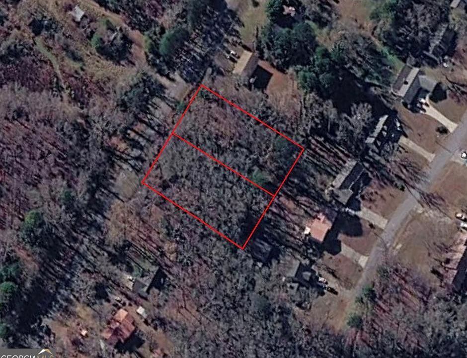 2nd image of 2842 Drowning Creek Rd