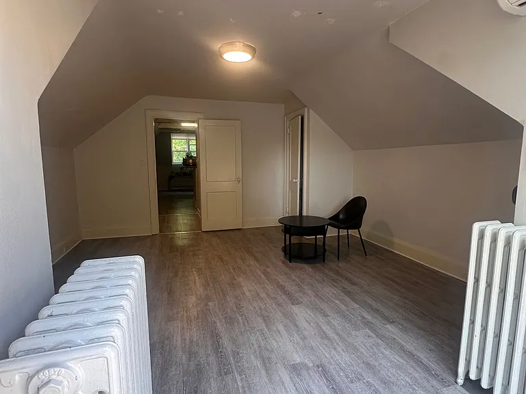 737 Avenue Rd #3 — Photo 7