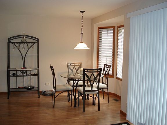 4th image of 1883 Fox Run Dr #B5