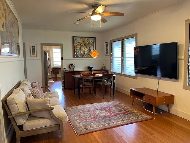 3 bed, 920 sqft, $2,800 — Photo 1