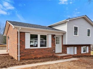 115 Robert Dr, State Road, NC 28676