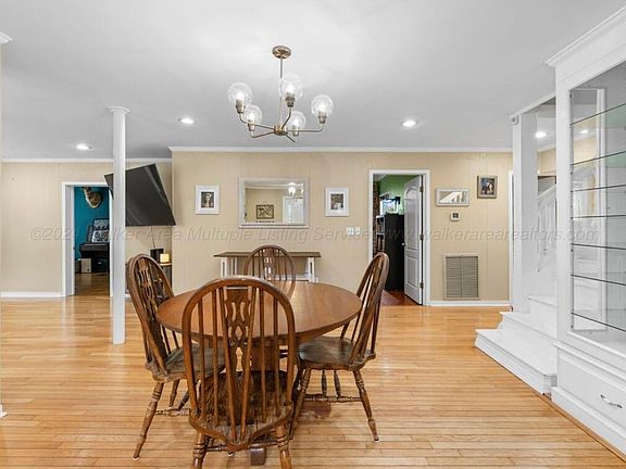 3rd image of 47 Reservoir St